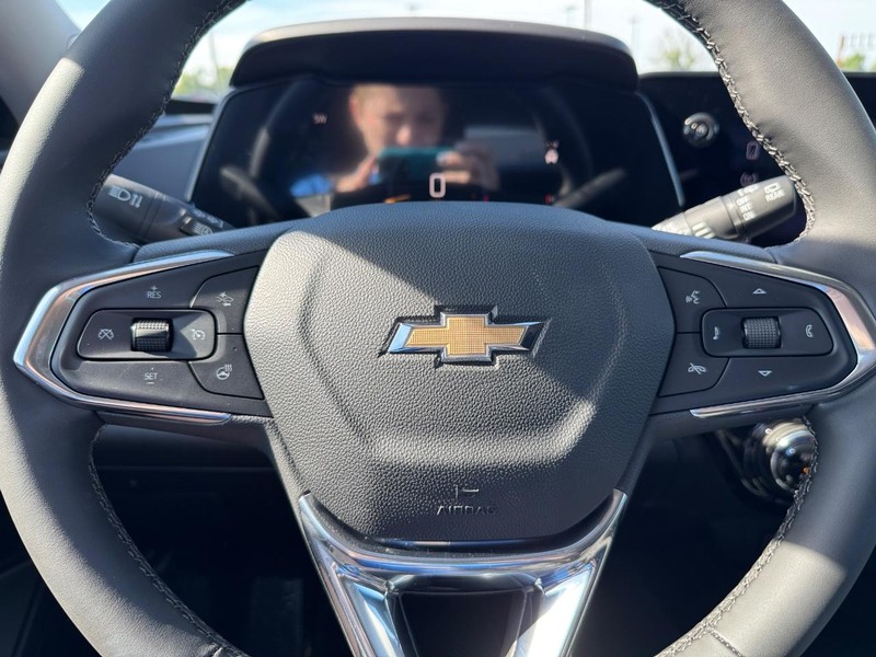 Chevrolet Trax Vehicle Full-screen Gallery Image 12