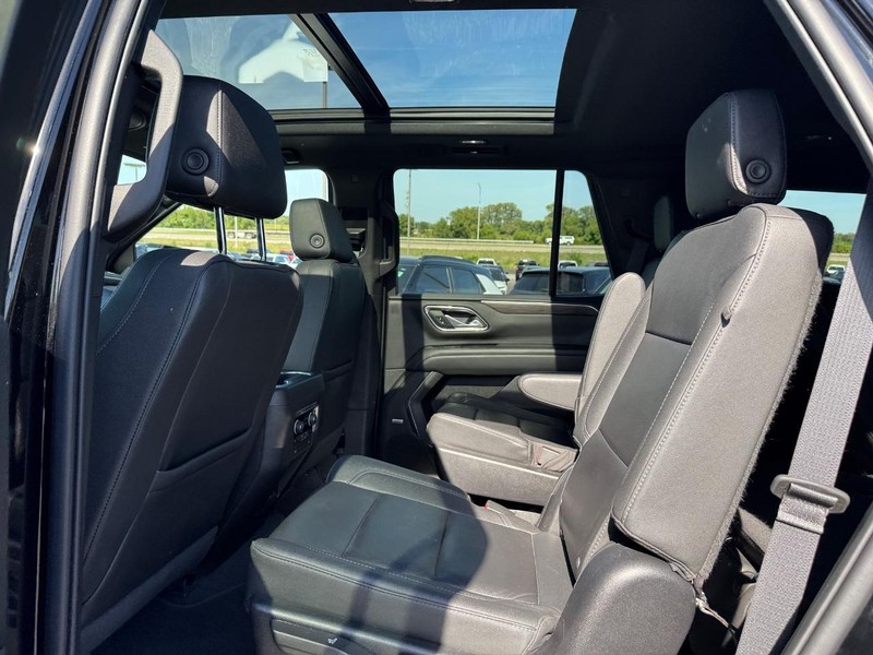 Chevrolet Tahoe Vehicle Full-screen Gallery Image 10