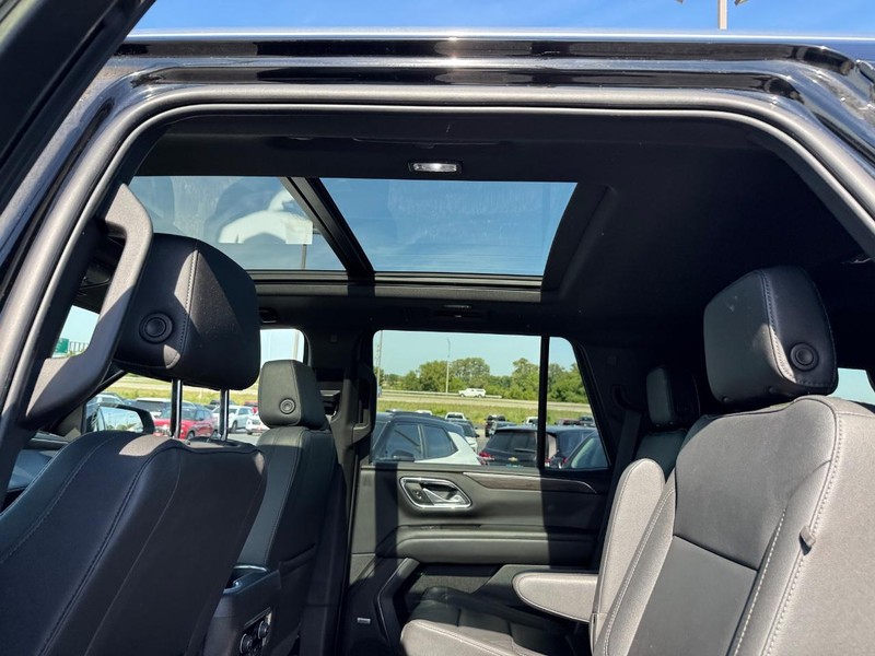 Chevrolet Tahoe Vehicle Full-screen Gallery Image 11