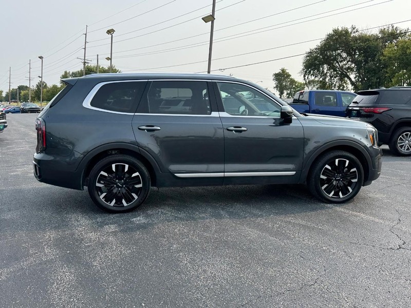 Kia Telluride Vehicle Full-screen Gallery Image 6
