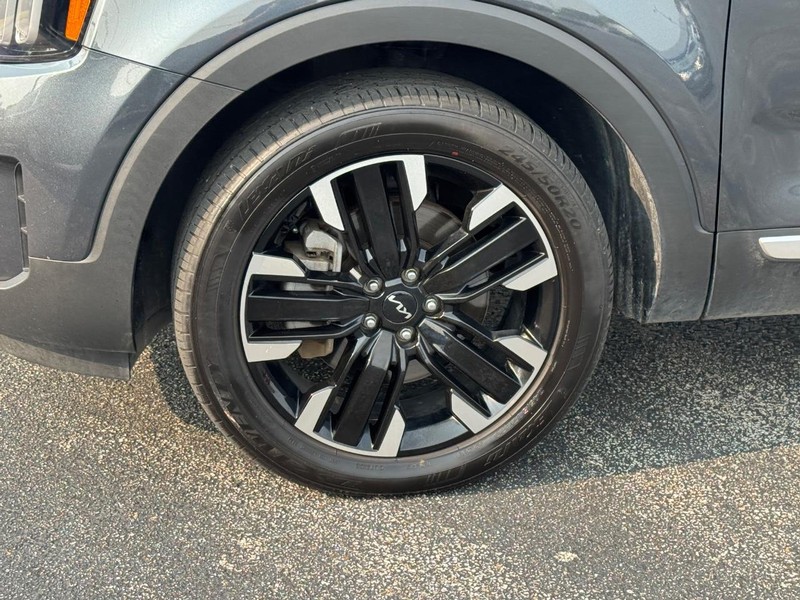 Kia Telluride Vehicle Full-screen Gallery Image 9