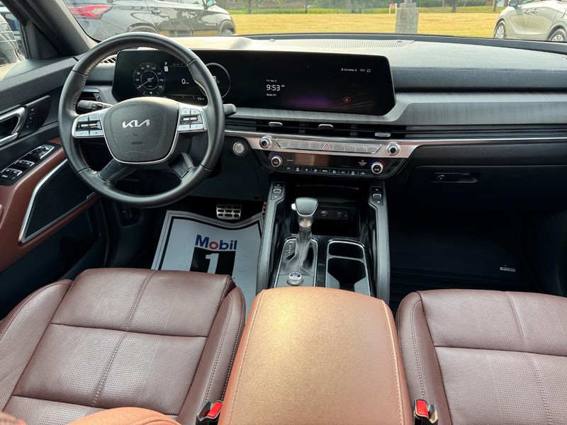 Kia Telluride Vehicle Full-screen Gallery Image 14