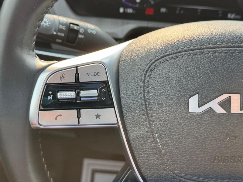 Kia Telluride Vehicle Full-screen Gallery Image 22