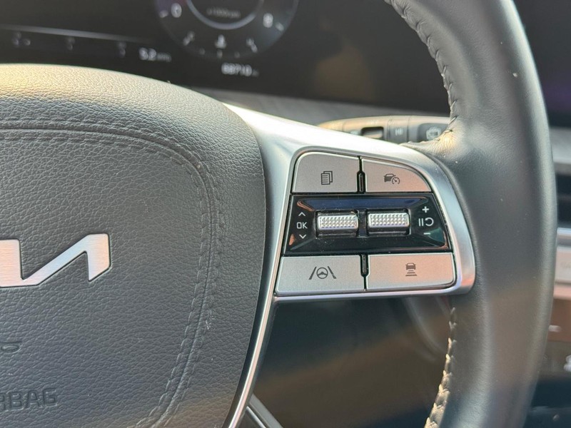 Kia Telluride Vehicle Full-screen Gallery Image 23