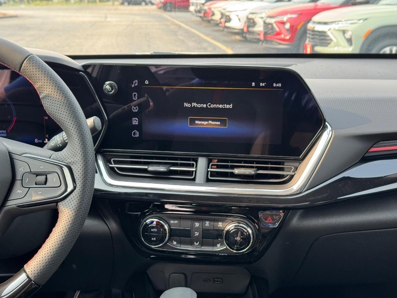 Chevrolet Trax Vehicle Full-screen Gallery Image 9