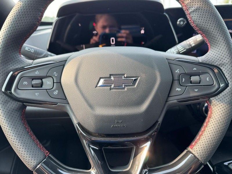 Chevrolet Trax Vehicle Full-screen Gallery Image 13