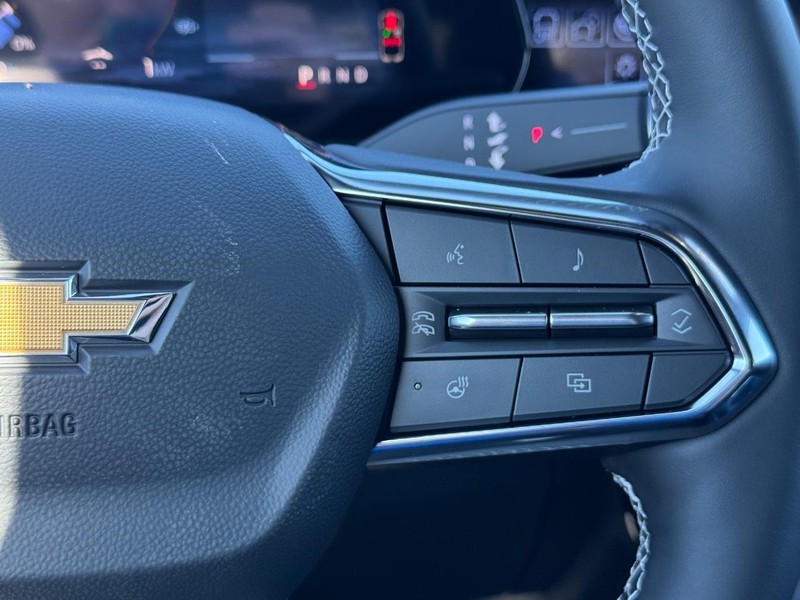 Chevrolet Equinox EV Vehicle Full-screen Gallery Image 14