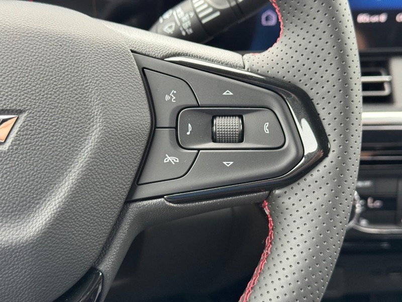 Chevrolet Trax Vehicle Full-screen Gallery Image 14