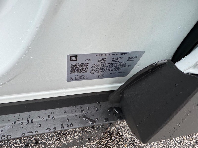 Chevrolet Trax Vehicle Full-screen Gallery Image 17