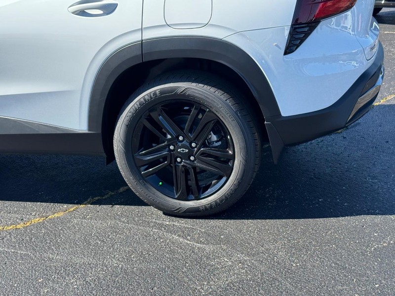 Chevrolet Trax Vehicle Full-screen Gallery Image 4