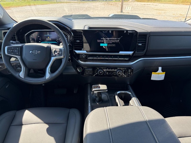 Chevrolet Silverado 1500 Vehicle Full-screen Gallery Image 7