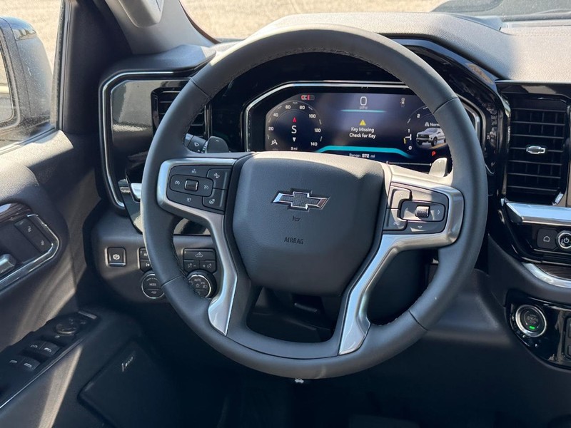 Chevrolet Silverado 1500 Vehicle Full-screen Gallery Image 8