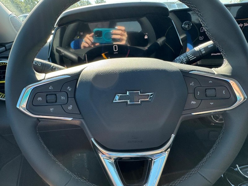 Chevrolet Trax Vehicle Full-screen Gallery Image 13