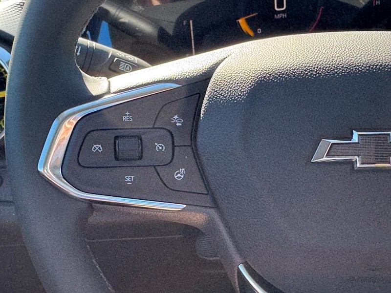 Chevrolet Trax Vehicle Full-screen Gallery Image 14