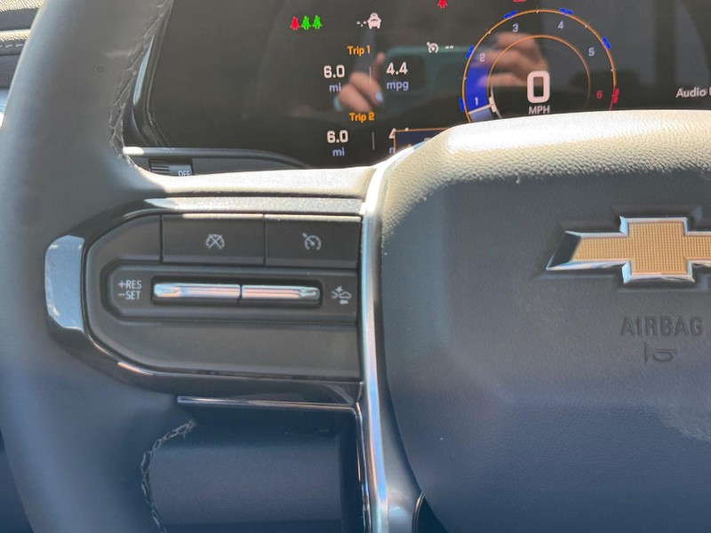 Chevrolet Colorado Vehicle Full-screen Gallery Image 13