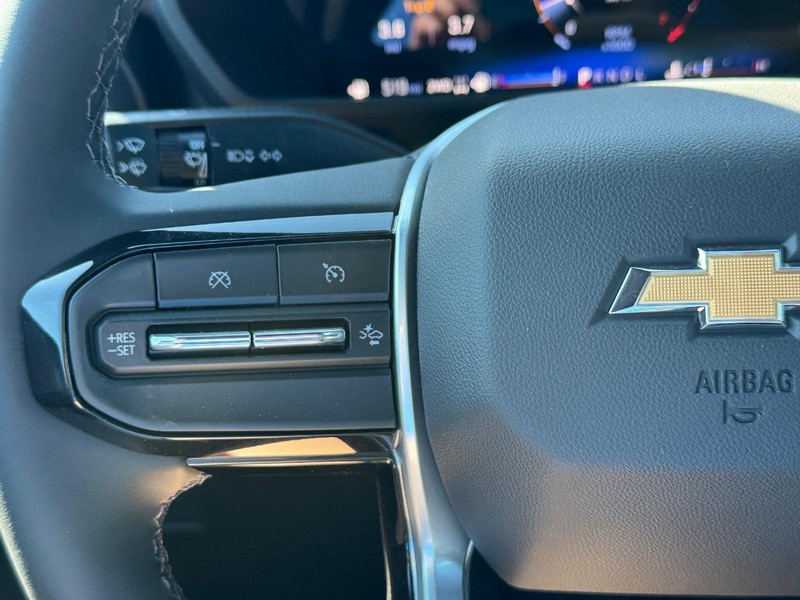 Chevrolet Colorado Vehicle Full-screen Gallery Image 13