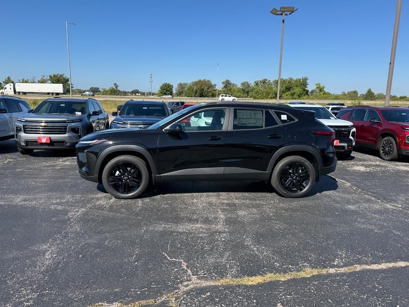 Chevrolet Trax Vehicle Full-screen Gallery Image 2