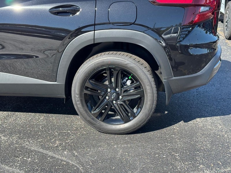 Chevrolet Trax Vehicle Full-screen Gallery Image 5