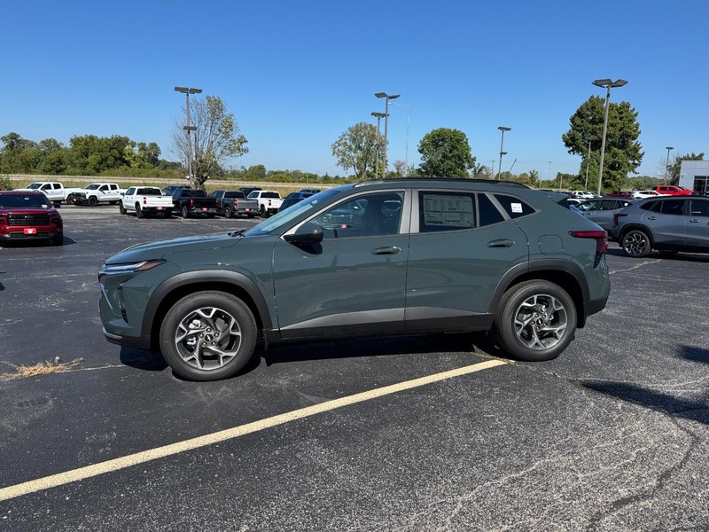 Chevrolet Trax Vehicle Full-screen Gallery Image 2