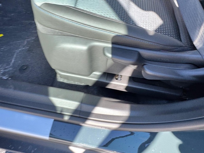 Chevrolet Trax Vehicle Full-screen Gallery Image 10