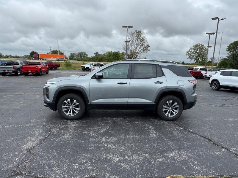 Chevrolet Equinox Vehicle Full-screen Gallery Image 2