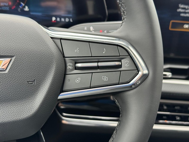 Chevrolet Equinox Vehicle Full-screen Gallery Image 15