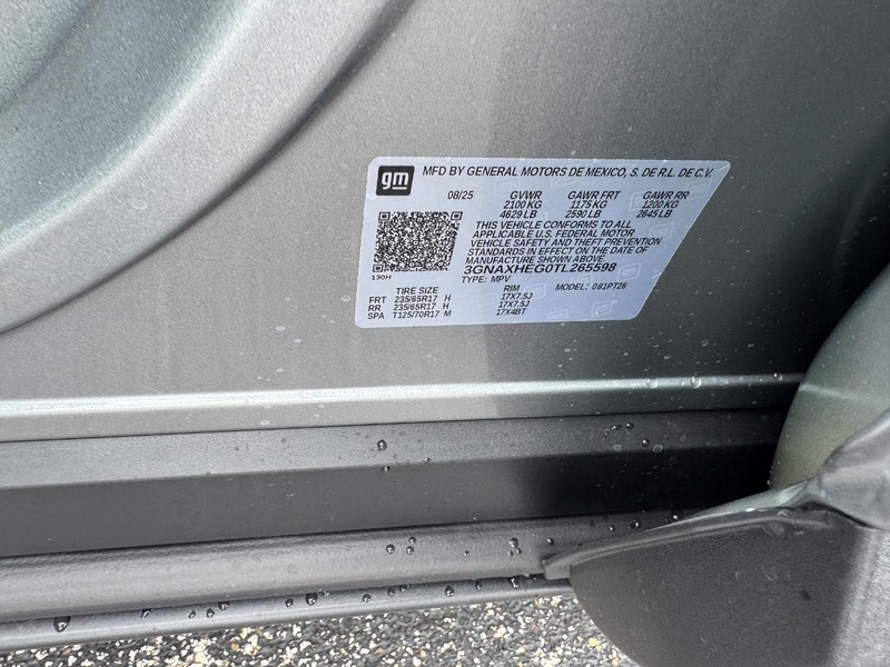 Chevrolet Equinox Vehicle Full-screen Gallery Image 18