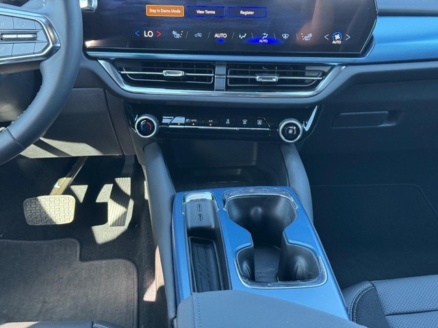 2026 Chevrolet Equinox EV 2LT - Photo 9