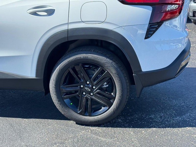 Chevrolet Trax Vehicle Full-screen Gallery Image 4