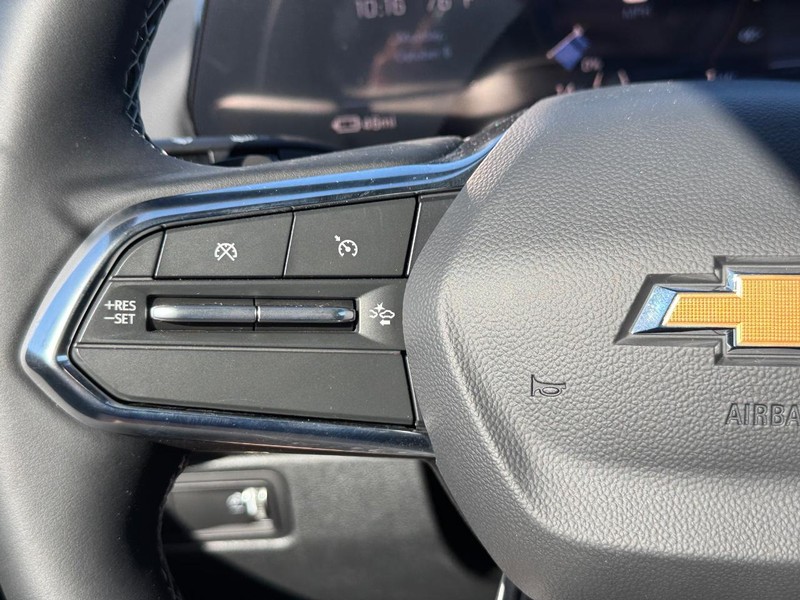 Chevrolet Equinox EV Vehicle Full-screen Gallery Image 13