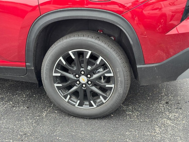 Chevrolet Traverse Vehicle Full-screen Gallery Image 4