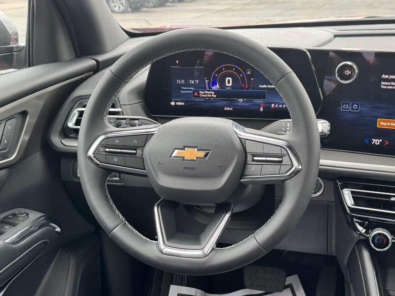 Chevrolet Traverse Vehicle Full-screen Gallery Image 10