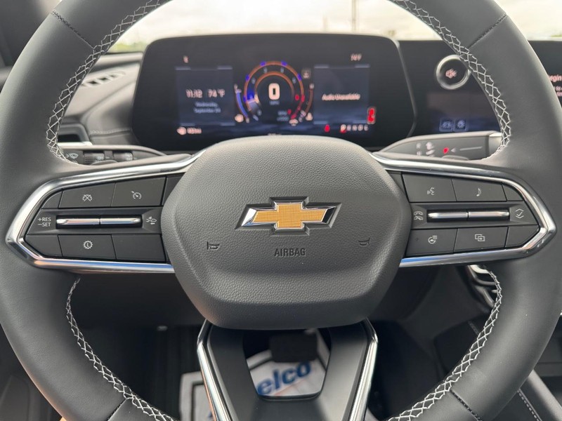 Chevrolet Traverse Vehicle Full-screen Gallery Image 15