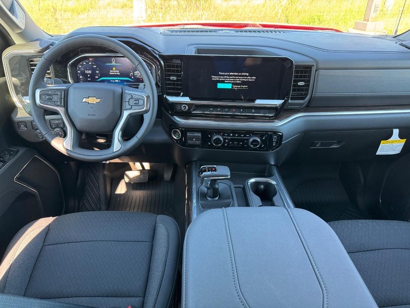 Chevrolet Silverado 1500 Vehicle Full-screen Gallery Image 6