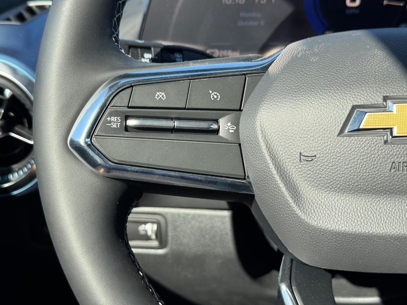 Chevrolet Equinox EV Vehicle Full-screen Gallery Image 13