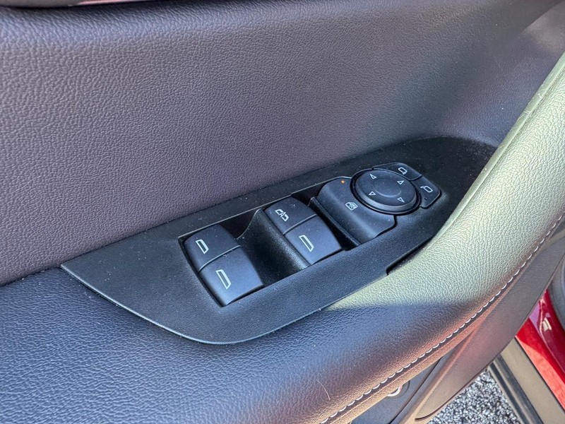 Chevrolet Blazer Vehicle Full-screen Gallery Image 16