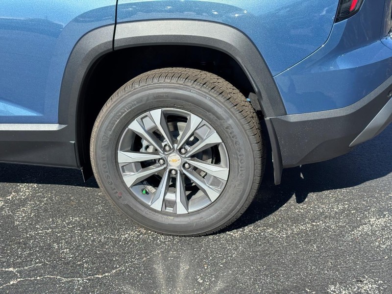 Chevrolet Equinox Vehicle Full-screen Gallery Image 4