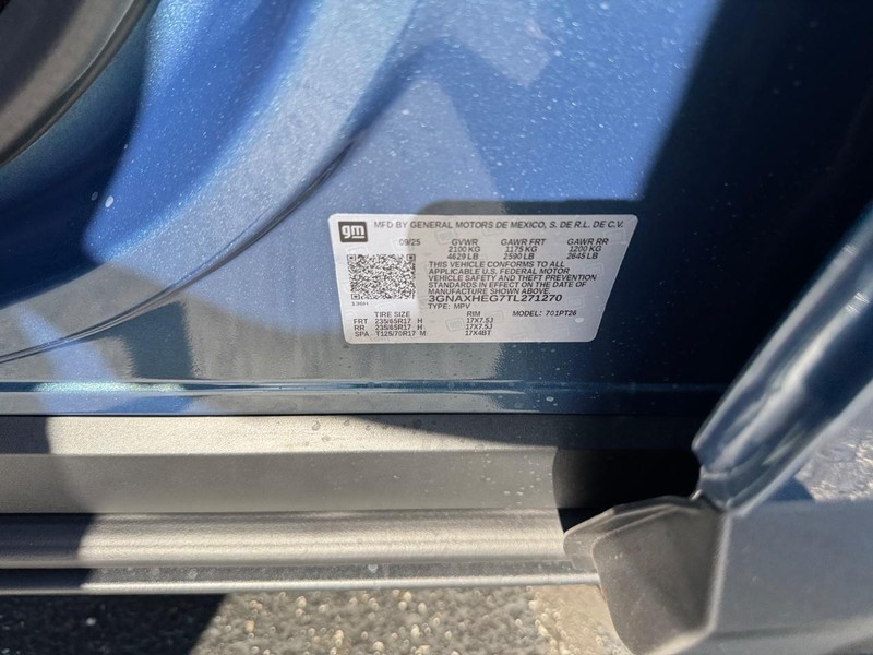 Chevrolet Equinox Vehicle Full-screen Gallery Image 18