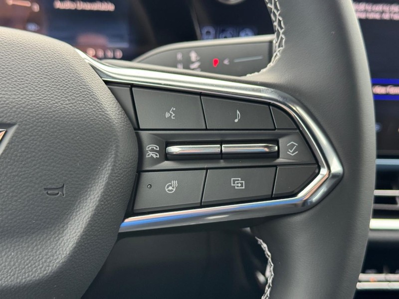 Chevrolet Equinox EV Vehicle Full-screen Gallery Image 15