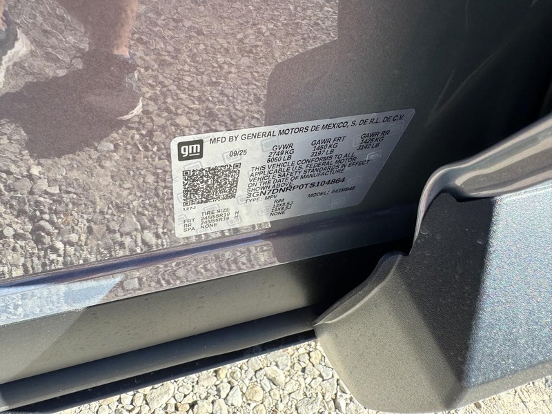 Chevrolet Equinox EV Vehicle Full-screen Gallery Image 17