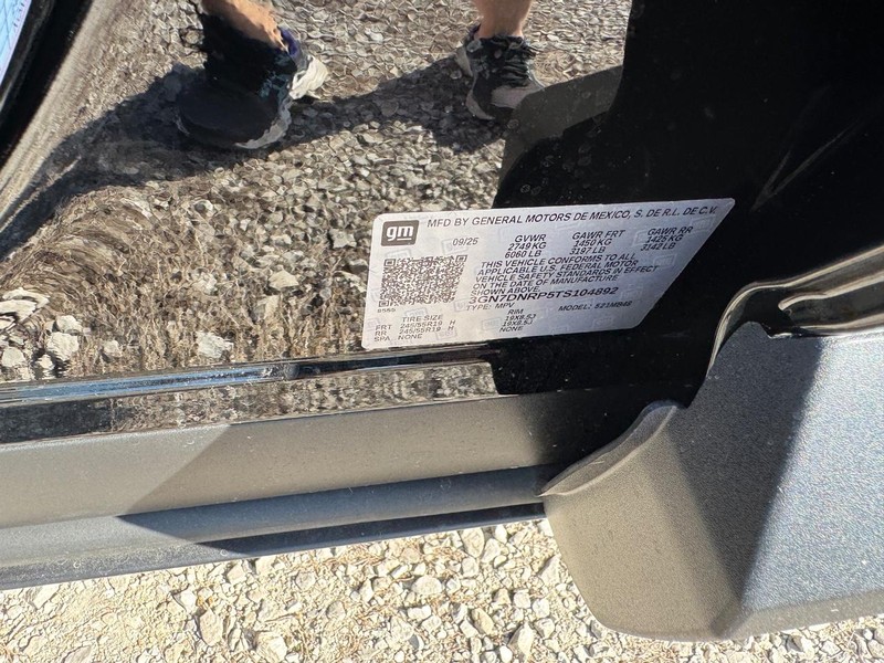 Chevrolet Equinox EV Vehicle Full-screen Gallery Image 17