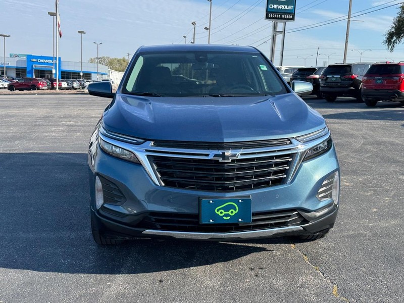 Chevrolet Equinox Vehicle Full-screen Gallery Image 8
