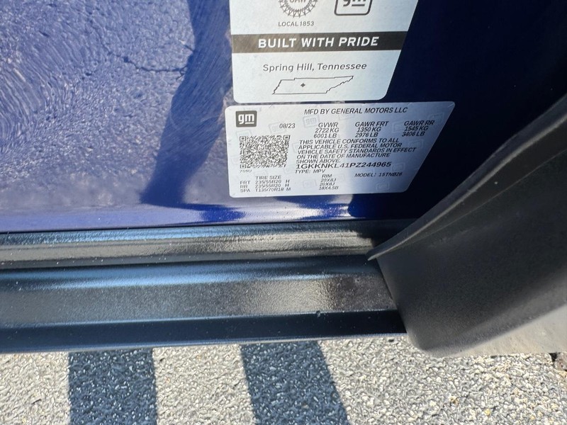 GMC Acadia Vehicle Full-screen Gallery Image 25