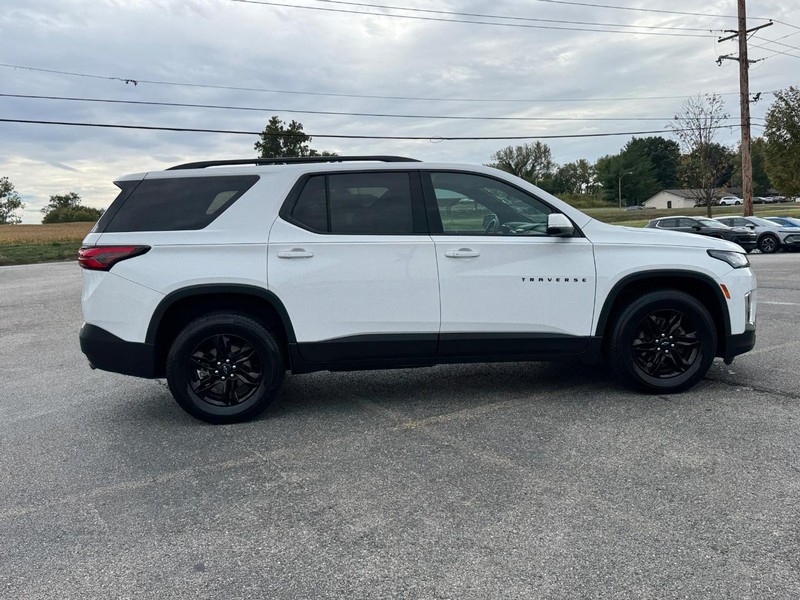 Chevrolet Traverse Vehicle Full-screen Gallery Image 6