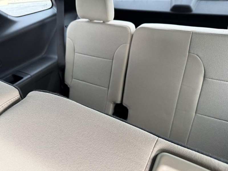 Chevrolet Traverse Vehicle Full-screen Gallery Image 10