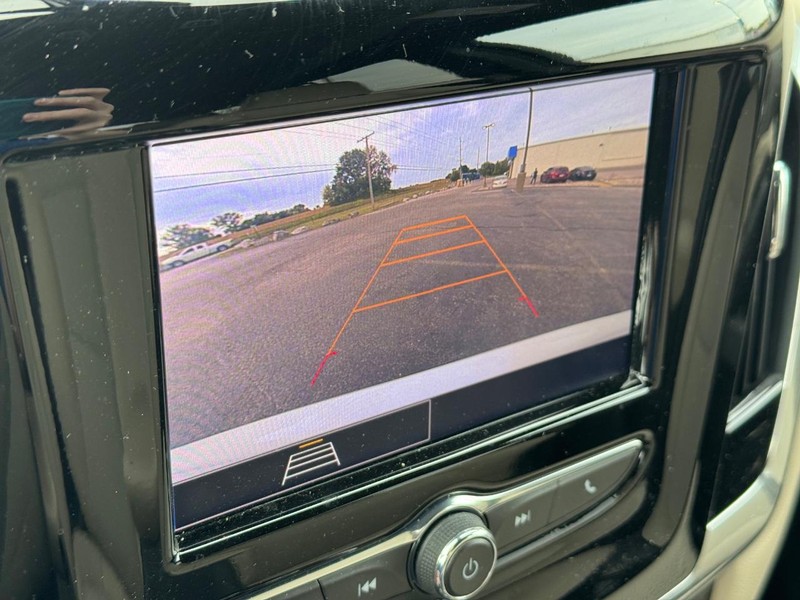 Chevrolet Traverse Vehicle Full-screen Gallery Image 21