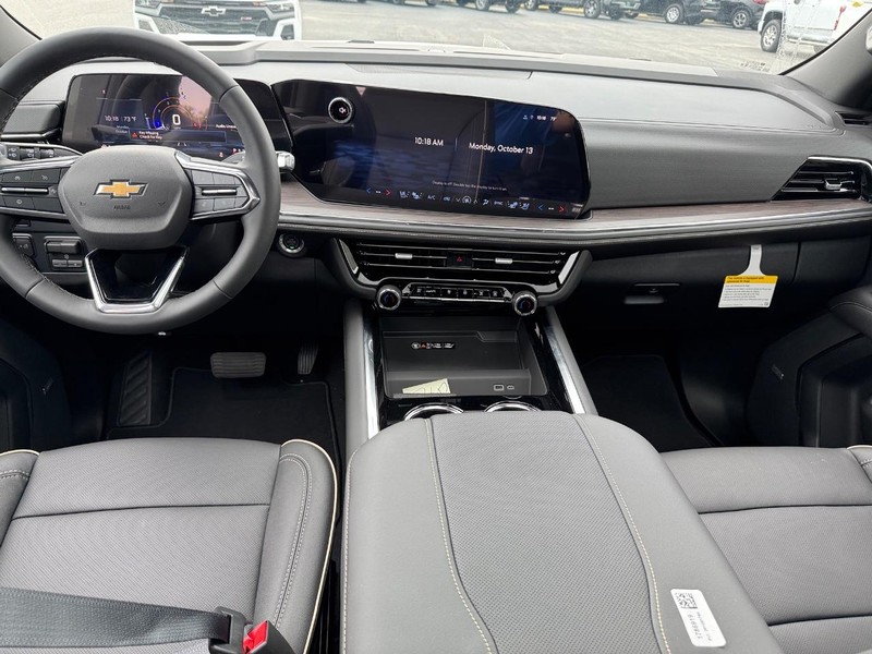 Chevrolet Tahoe Vehicle Full-screen Gallery Image 9