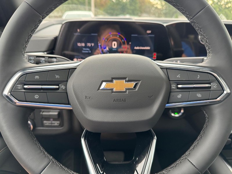 Chevrolet Tahoe Vehicle Full-screen Gallery Image 16