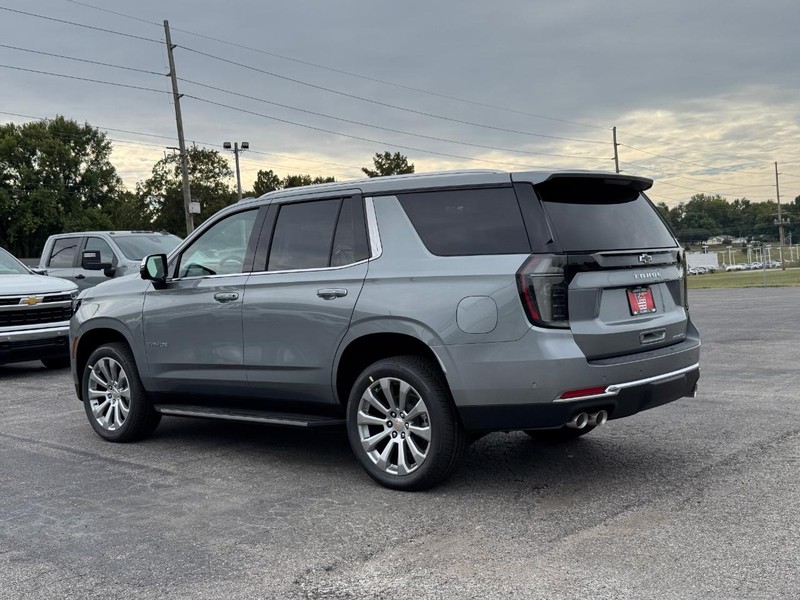 Chevrolet Tahoe Vehicle Full-screen Gallery Image 3