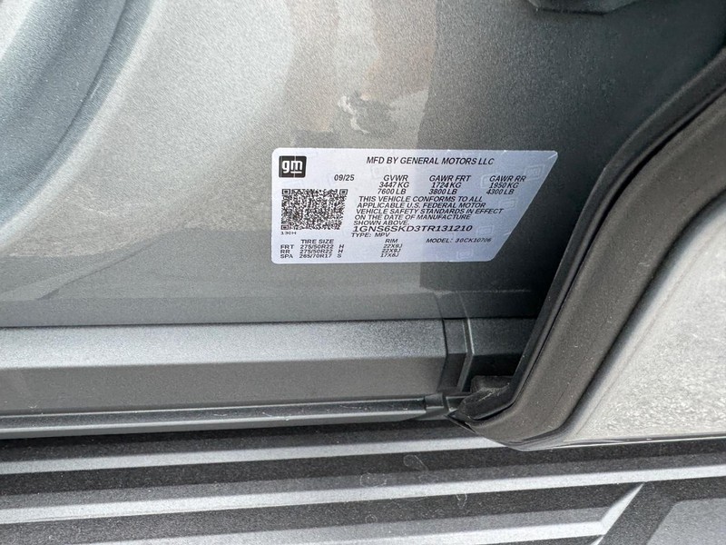 Chevrolet Tahoe Vehicle Full-screen Gallery Image 21